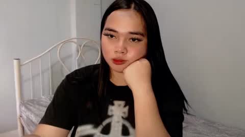 jade_suck online show from May 23, 2026, 2:17 am
