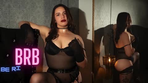 Snapshot of jade_swet chatting on February 2, 2025, 12:02 pm jade swet online show from February 2, 2025, 12:02 pm