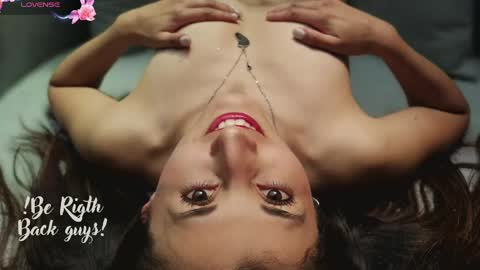 Snapshot of jade_white_ chatting on March 12, 2025, 12:04 pm jade white online show from March 12, 2025, 12:04 pm