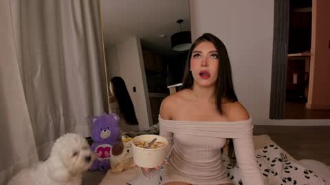 Jade online show from December 11, 2024, 12:02 am