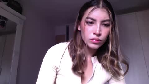 Jade online show from May 28, 2026, 8:39 pm