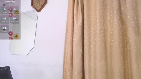 Snapshot of jadeadamsxx chatting on February 12, 2025, 5:05 pm Jadeadamsxx online show from February 12, 2025, 5:05 pm