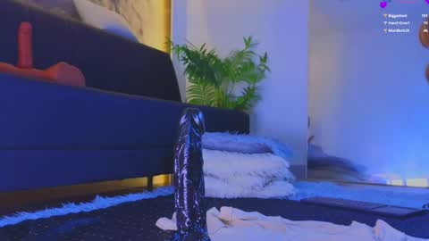 Snapshot of jadee__ chatting on February 20, 2026, 6:19 am jadee__ online show from February 20, 2026, 6:19 am