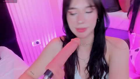 Snapshot of jadee_reed chatting on February 20, 2026, 6:37 am Jade Red online show from February 20, 2026, 6:37 am