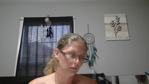 JadeLuv online show from July 15, 2026, 12:49 am