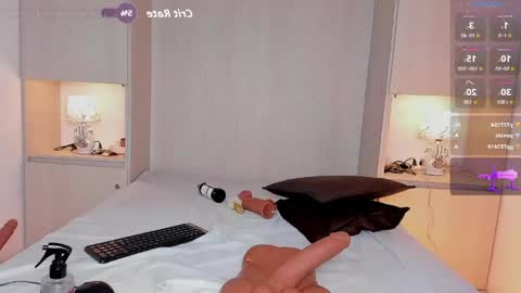 Snapshot of jademuller_ chatting on May 16, 2026, 8:07 pm JADE online show from May 16, 2026, 8:07 pm