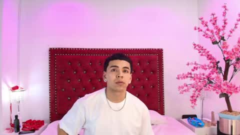 Jaden and Sofia  online show from May 17, 2026, 2:53 am