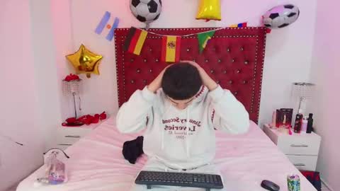 Jaden and Sofia  online show from July 8, 2026, 2:38 am