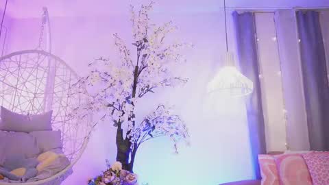 Jade Summer online show from September 19, 2025, 11:33 am