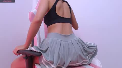 Snapshot of jadesunny chatting on December 4, 2024, 11:19 am JADE 3 online show from December 4, 2024, 11:19 am