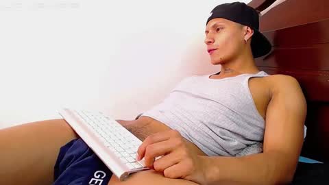 Snapshot of jahn_ashford1 chatting on December 13, 2024, 12:06 pm jahn_ashford1 online show from December 13, 2024, 12:06 pm