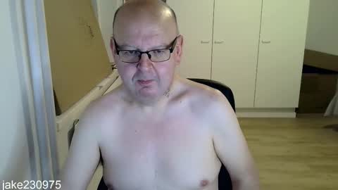 Snapshot of jake230975 chatting on November 17, 2025, 7:19 pm Jake2309 online show from November 17, 2025, 7:19 pm