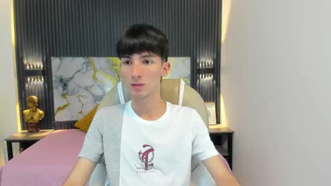 JAKE online show from November 3, 2025, 7:48 pm