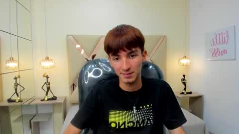 Snapshot of jake_evanss_ chatting on February 8, 2026, 8:01 pm JAKE online show from February 8, 2026, 8:01 pm