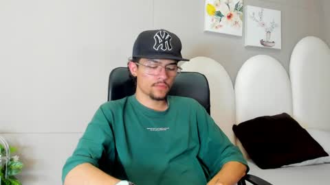 Snapshot of jake_miller__ chatting on May 9, 2026, 7:30 pm Jake online show from May 9, 2026, 7:30 pm