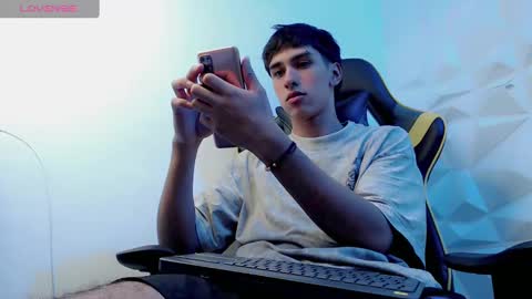 Snapshot of jake_tripp chatting on December 31, 2024, 4:27 am jake_tripp online show from December 31, 2024, 4:27 am