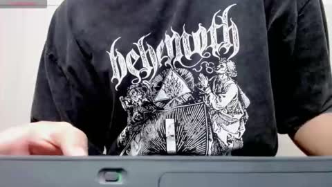 jake_tripp online show from November 12, 2025, 4:13 am