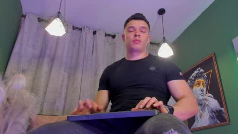 Snapshot of jakee_tyler chatting on December 13, 2024, 12:09 am Jake Tyler online show from December 13, 2024, 12:09 am