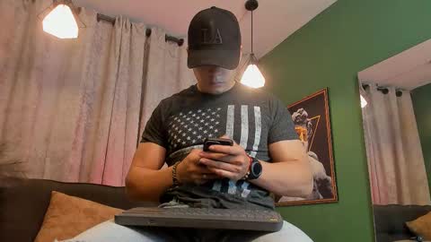 Snapshot of jakee_tyler chatting on September 8, 2025, 6:07 pm Jake Tyler online show from September 8, 2025, 6:07 pm