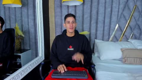 jakemoxleey online show from December 29, 2024, 12:55 pm