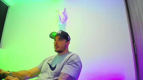 Snapshot of jakestone_1 chatting on February 4, 2026, 1:11 am jakestone_1 online show from February 4, 2026, 1:11 am