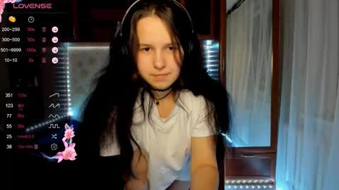 Lisa online show from October 31, 2025, 5:47 pm