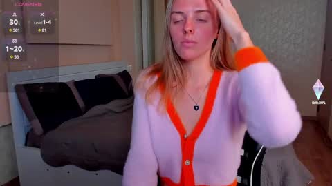 Snapshot of jam_cream chatting on December 7, 2024, 3:30 pm Sofia online show from December 7, 2024, 3:30 pm