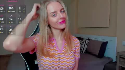 Snapshot of jam_cream chatting on February 17, 2025, 9:03 am Sofia online show from February 17, 2025, 9:03 am