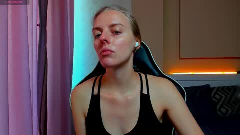 Snapshot of jam_cream chatting on October 12, 2025, 8:57 am Sofia online show from October 12, 2025, 8:57 am