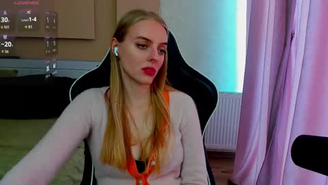 Snapshot of jam_cream chatting on November 8, 2025, 9:09 am Sofia online show from November 8, 2025, 9:09 am