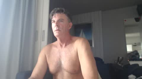 Snapshot of jam_on_it chatting on February 7, 2025, 3:55 am JAM online show from February 7, 2025, 3:55 am