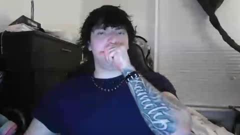 Snapshot of james4yew chatting on November 22, 2025, 1:59 am james4yew online show from November 22, 2025, 1:59 am