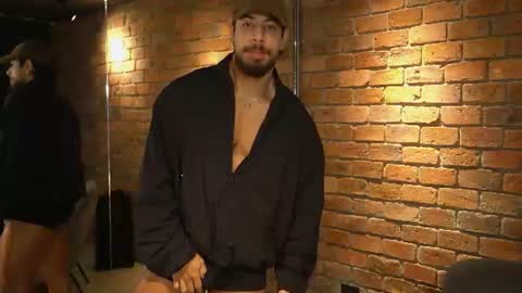 James Axel online show from July 26, 2026, 2:46 pm