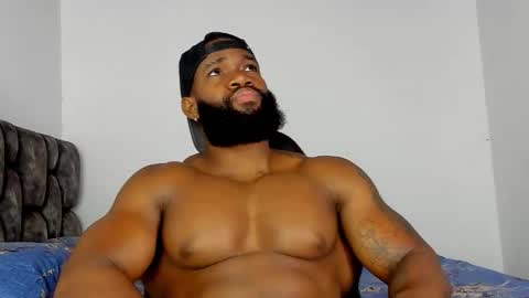 Snapshot of james_bbcmuscle chatting on December 17, 2025, 3:12 am James BBC online show from December 17, 2025, 3:12 am