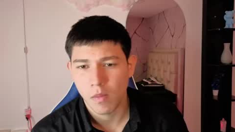 james_cr online show from May 19, 2026, 12:44 pm