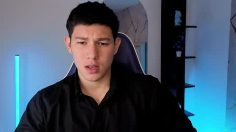james_cr online show from May 26, 2026, 12:23 pm