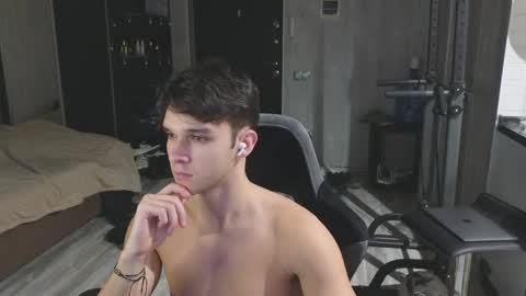 Snapshot of james_friends chatting on February 23, 2026, 11:13 pm James online show from February 23, 2026, 11:13 pm