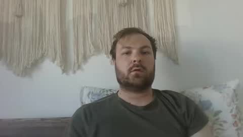 Snapshot of james_heron chatting on April 27, 2026, 7:28 am James Heron online show from April 27, 2026, 7:28 am