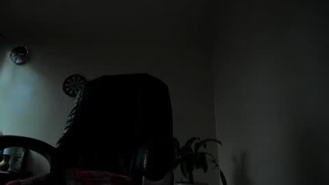 Snapshot of james_thick1 chatting on March 5, 2025, 7:38 pm James online show from March 5, 2025, 7:38 pm