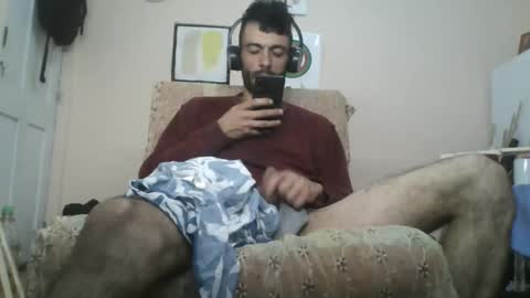 Snapshot of jamesfromworld chatting on May 22, 2026, 6:35 pm jamesfromworld online show from May 22, 2026, 6:35 pm
