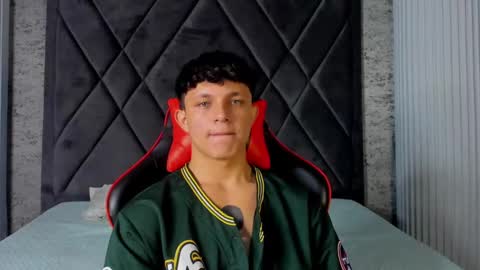 Snapshot of jamesgolden_ chatting on March 9, 2025, 3:38 pm jamesgolden_ online show from March 9, 2025, 3:38 pm