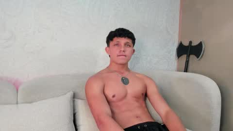 jamesgolden_ online show from December 5, 2025, 2:53 am