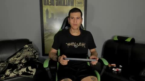 Snapshot of jamesinked_ chatting on January 26, 2025, 2:14 am Jamesinked online show from January 26, 2025, 2:14 am