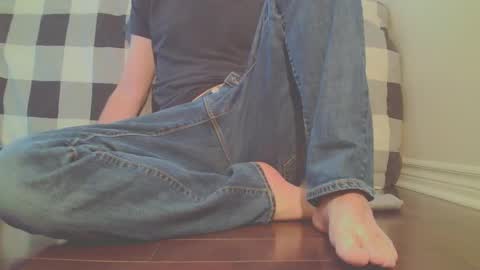 Snapshot of jamesknight57 chatting on February 16, 2026, 6:26 pm James online show from February 16, 2026, 6:26 pm