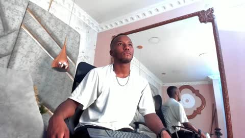 Snapshot of jamesparck chatting on January 23, 2025, 5:52 pm James online show from January 23, 2025, 5:52 pm