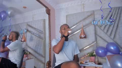 Snapshot of jamesparck chatting on February 16, 2025, 12:21 pm James online show from February 16, 2025, 12:21 pm