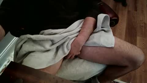 Snapshot of jamespembroke chatting on January 3, 2025, 12:43 am James Pembroke at your service online show from January 3, 2025, 12:43 am