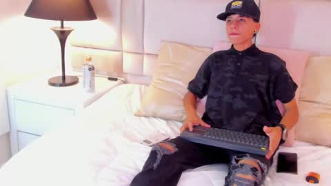 Snapshot of jamess_ford chatting on January 23, 2025, 6:56 pm jamess_ford online show from January 23, 2025, 6:56 pm