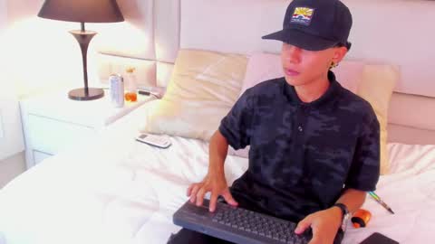 Snapshot of jamess_ford chatting on January 23, 2025, 10:01 pm jamess_ford online show from January 23, 2025, 10:01 pm