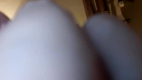 jamessisi online show from September 29, 2025, 10:03 pm